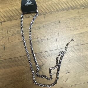 Paparazzi Twisted Gunmetal Necklace
